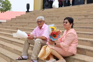 211. พิธีมอบใบประกาศนียบัตร และปัจฉิมนิเทศ นักศึกษาหลักสูตรครุศาสตรบัณฑิต ประจำปีการศึกษา 2566