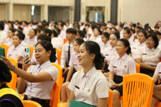 185. พิธีมอบใบประกาศนียบัตร และปัจฉิมนิเทศ นักศึกษาหลักสูตรครุศาสตรบัณฑิต ประจำปีการศึกษา 2566