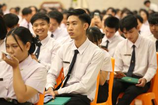 212. พิธีมอบใบประกาศนียบัตร และปัจฉิมนิเทศ นักศึกษาหลักสูตรครุศาสตรบัณฑิต ประจำปีการศึกษา 2566
