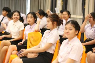 229. พิธีมอบใบประกาศนียบัตร และปัจฉิมนิเทศ นักศึกษาหลักสูตรครุศาสตรบัณฑิต ประจำปีการศึกษา 2566