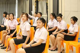230. พิธีมอบใบประกาศนียบัตร และปัจฉิมนิเทศ นักศึกษาหลักสูตรครุศาสตรบัณฑิต ประจำปีการศึกษา 2566