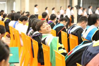 302. พิธีมอบใบประกาศนียบัตร และปัจฉิมนิเทศ นักศึกษาหลักสูตรครุศาสตรบัณฑิต ประจำปีการศึกษา 2566