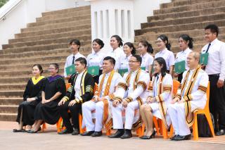 572. พิธีมอบใบประกาศนียบัตร และปัจฉิมนิเทศ นักศึกษาหลักสูตรครุศาสตรบัณฑิต ประจำปีการศึกษา 2566