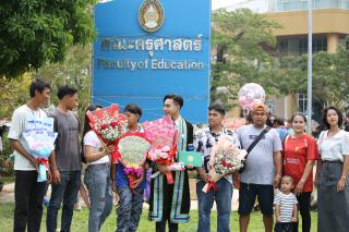 584. พิธีมอบใบประกาศนียบัตร และปัจฉิมนิเทศ นักศึกษาหลักสูตรครุศาสตรบัณฑิต ประจำปีการศึกษา 2566