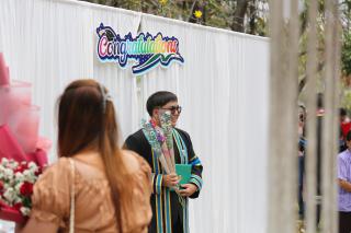 590. พิธีมอบใบประกาศนียบัตร และปัจฉิมนิเทศ นักศึกษาหลักสูตรครุศาสตรบัณฑิต ประจำปีการศึกษา 2566