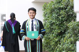 611. พิธีมอบใบประกาศนียบัตร และปัจฉิมนิเทศ นักศึกษาหลักสูตรครุศาสตรบัณฑิต ประจำปีการศึกษา 2566