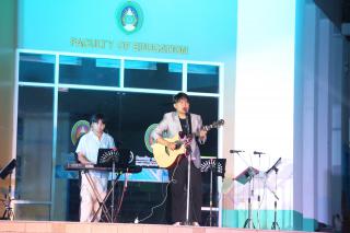 10. งานราตรีสีฟ้า