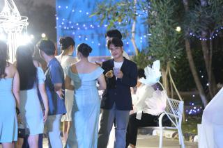 13. งานราตรีสีฟ้า