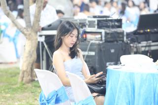 15. งานราตรีสีฟ้า