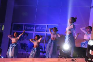122. งานราตรีสีฟ้า