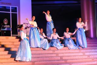 125. งานราตรีสีฟ้า