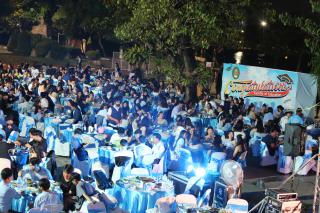 136. งานราตรีสีฟ้า
