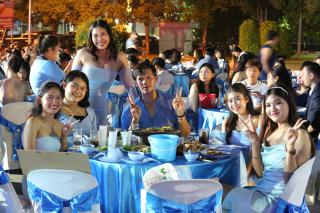 141. งานราตรีสีฟ้า