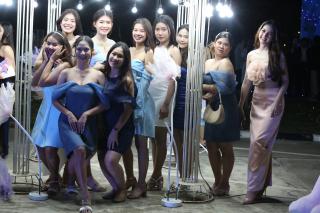 180. งานราตรีสีฟ้า