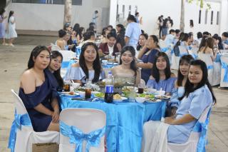 189. งานราตรีสีฟ้า