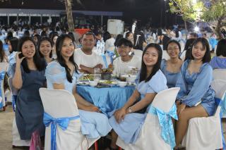 247. งานราตรีสีฟ้า