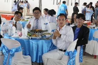 280. งานราตรีสีฟ้า