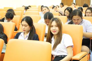 14. Oral presentation นักศึกษาภาษาอังกฤษ ชั้นปีที่ 4