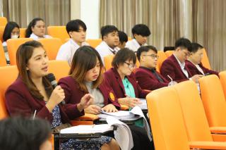 21. Oral presentation นักศึกษาภาษาอังกฤษ ชั้นปีที่ 4