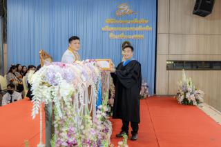 33. พิธีมอบใบประกาศนียบัตร ประจำปีการศึกษา 2566 และพิธีมอบเกียรติบัตรคณาจารย์ บุคลากร  และนักศึกษาที่มีความโดดเด่นในการสร้างผลงานและชื่อเสียงให้กับคณะครุศาสตร์