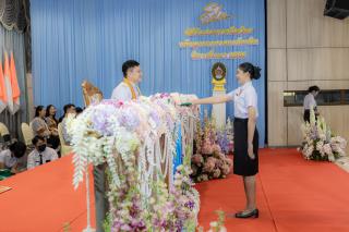 171. พิธีมอบใบประกาศนียบัตร ประจำปีการศึกษา 2566 และพิธีมอบเกียรติบัตรคณาจารย์ บุคลากร  และนักศึกษาที่มีความโดดเด่นในการสร้างผลงานและชื่อเสียงให้กับคณะครุศาสตร์