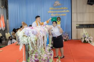 304. พิธีมอบใบประกาศนียบัตร ประจำปีการศึกษา 2566 และพิธีมอบเกียรติบัตรคณาจารย์ บุคลากร  และนักศึกษาที่มีความโดดเด่นในการสร้างผลงานและชื่อเสียงให้กับคณะครุศาสตร์