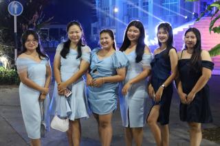 14. งานราตรีสีฟ้า