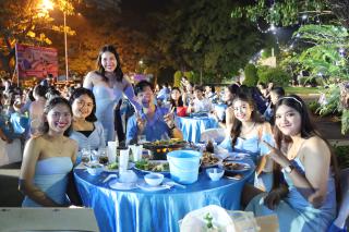 41. งานราตรีสีฟ้า