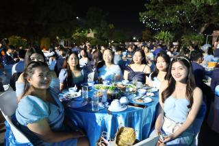 49. งานราตรีสีฟ้า