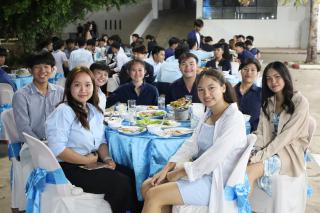 70. งานราตรีสีฟ้า
