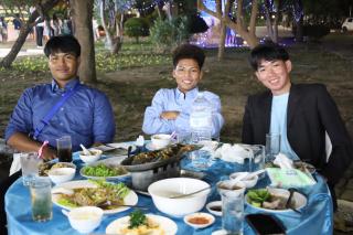76. งานราตรีสีฟ้า
