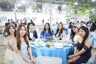 86. งานราตรีสีฟ้า