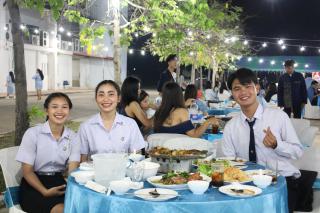 107. งานราตรีสีฟ้า