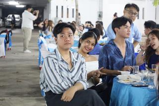 131. งานราตรีสีฟ้า