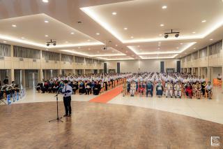 1. พิธีกล่าวคำปฏิญาณตนของนักศึกษา และพิธีลอดซุ้มไม้เรียวครุศาสตร์