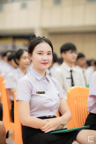 48. พิธีกล่าวคำปฏิญาณตนของนักศึกษา และพิธีลอดซุ้มไม้เรียวครุศาสตร์