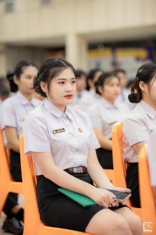 67. พิธีกล่าวคำปฏิญาณตนของนักศึกษา และพิธีลอดซุ้มไม้เรียวครุศาสตร์