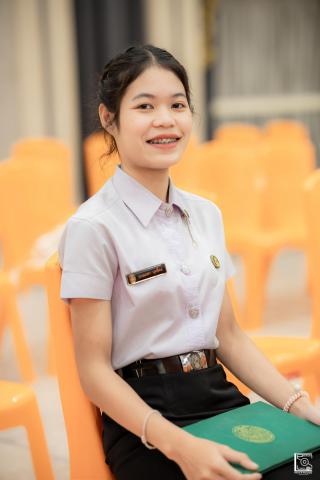 129. พิธีกล่าวคำปฏิญาณตนของนักศึกษา และพิธีลอดซุ้มไม้เรียวครุศาสตร์