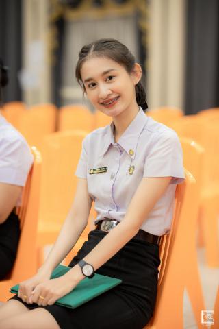 137. พิธีกล่าวคำปฏิญาณตนของนักศึกษา และพิธีลอดซุ้มไม้เรียวครุศาสตร์
