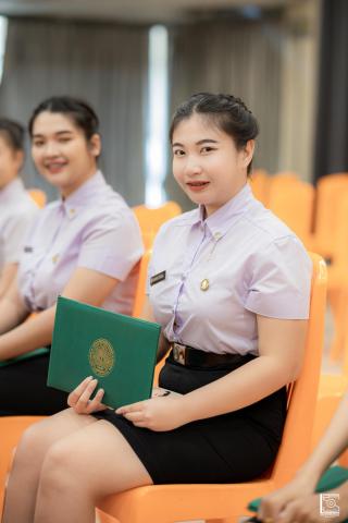 139. พิธีกล่าวคำปฏิญาณตนของนักศึกษา และพิธีลอดซุ้มไม้เรียวครุศาสตร์