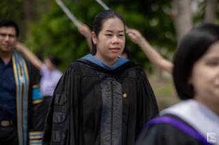 224. พิธีกล่าวคำปฏิญาณตนของนักศึกษา และพิธีลอดซุ้มไม้เรียวครุศาสตร์