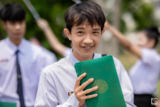 247. พิธีกล่าวคำปฏิญาณตนของนักศึกษา และพิธีลอดซุ้มไม้เรียวครุศาสตร์