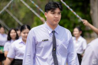 252. พิธีกล่าวคำปฏิญาณตนของนักศึกษา และพิธีลอดซุ้มไม้เรียวครุศาสตร์