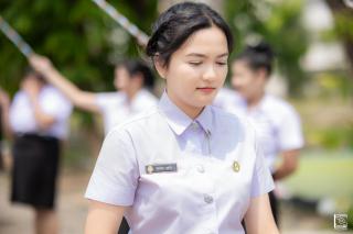 290. พิธีกล่าวคำปฏิญาณตนของนักศึกษา และพิธีลอดซุ้มไม้เรียวครุศาสตร์