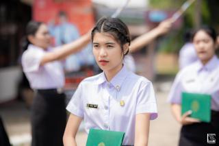 296. พิธีกล่าวคำปฏิญาณตนของนักศึกษา และพิธีลอดซุ้มไม้เรียวครุศาสตร์