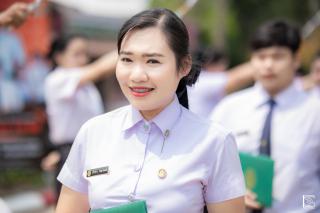 297. พิธีกล่าวคำปฏิญาณตนของนักศึกษา และพิธีลอดซุ้มไม้เรียวครุศาสตร์