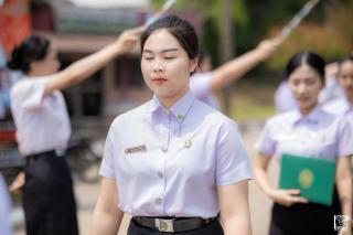337. พิธีกล่าวคำปฏิญาณตนของนักศึกษา และพิธีลอดซุ้มไม้เรียวครุศาสตร์