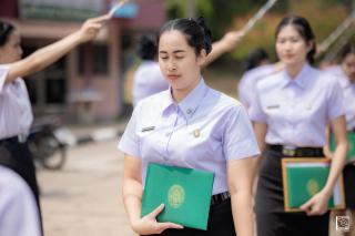 338. พิธีกล่าวคำปฏิญาณตนของนักศึกษา และพิธีลอดซุ้มไม้เรียวครุศาสตร์
