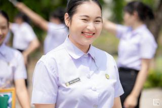 358. พิธีกล่าวคำปฏิญาณตนของนักศึกษา และพิธีลอดซุ้มไม้เรียวครุศาสตร์
