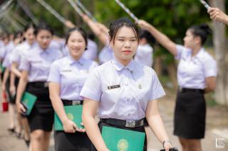 362. พิธีกล่าวคำปฏิญาณตนของนักศึกษา และพิธีลอดซุ้มไม้เรียวครุศาสตร์